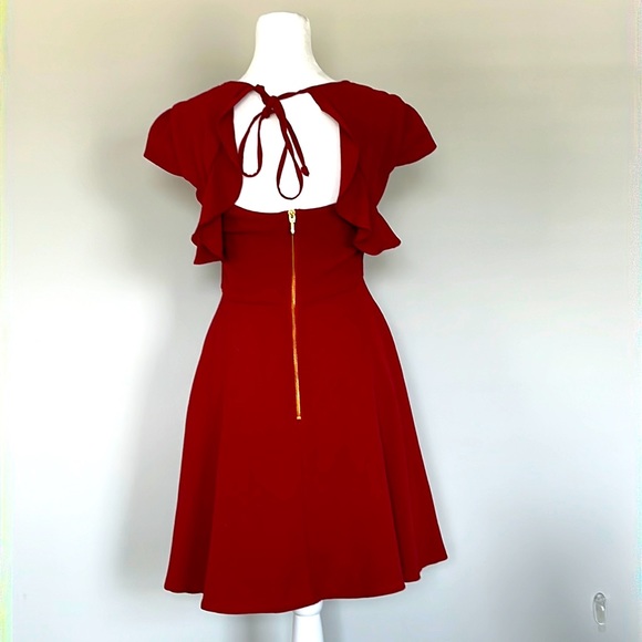 Dress - Picture 2 of 5